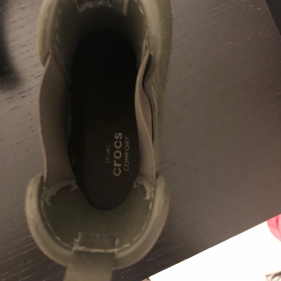 Crocs size 6 ankle boots - Picture 7 of 7